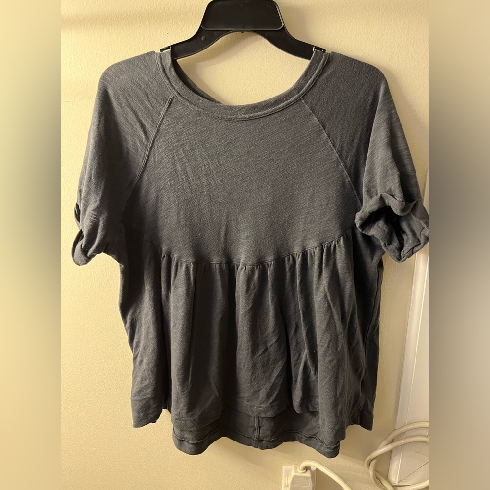 American Eagle shirt